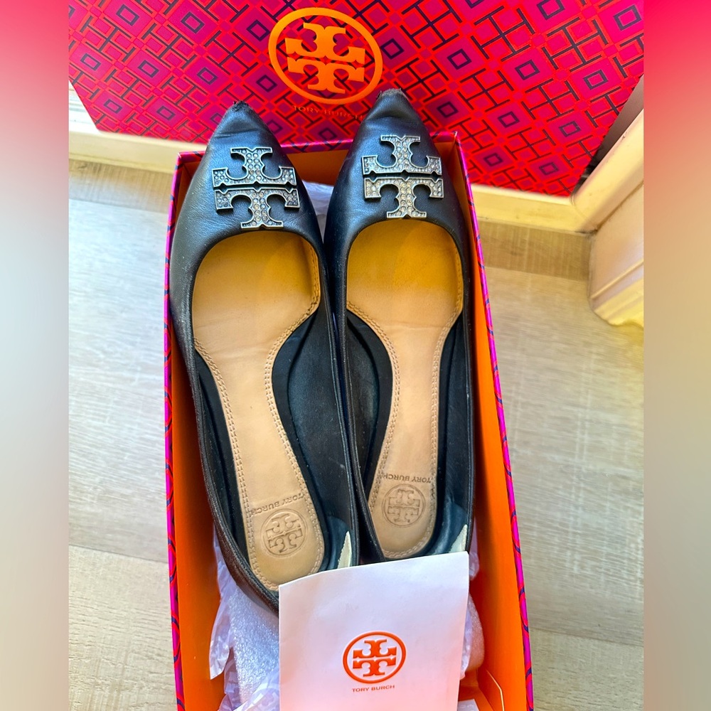 Tory Burch Pointed Toe Kellen Flats